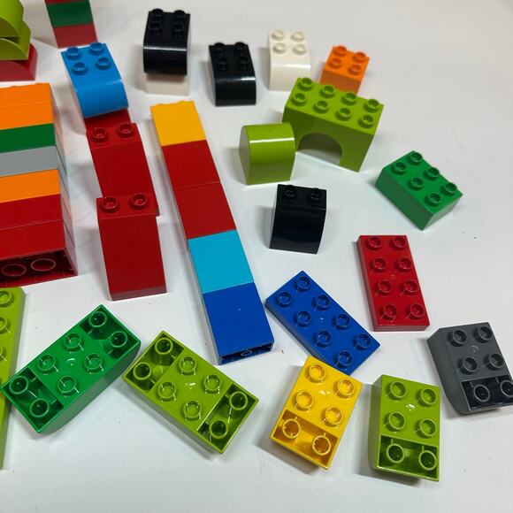 Duplo Lego Lot of 45+ Bricks Building Blocks Assorted Pieces Multicolor - Picture 4 of 5